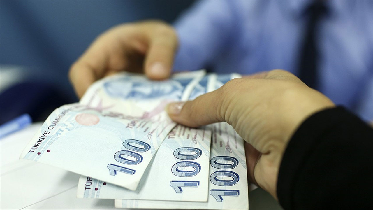 Çalışan Anneye Çifte Maaş Gibi Destek: 42.500 TL Veriliyor
