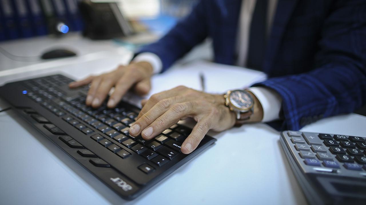 Memura Yılda İki Kez İkramiye Teklifi